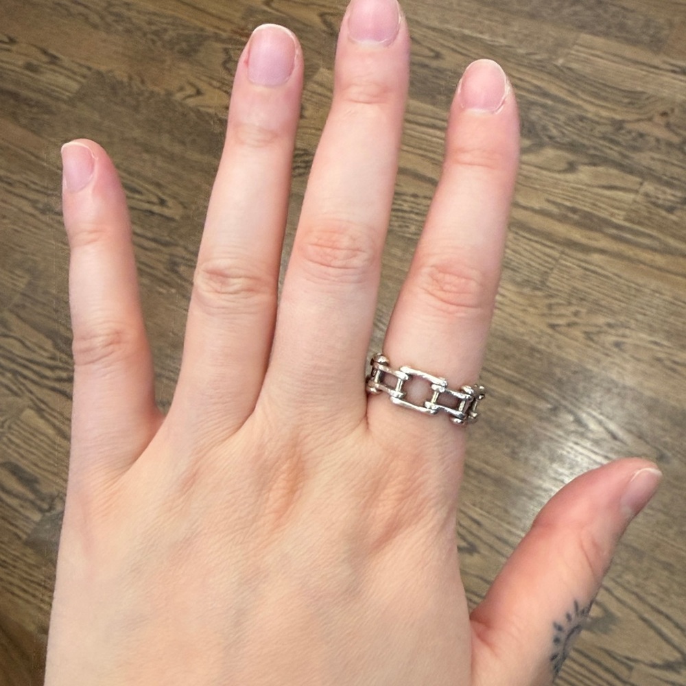 Antique Chain Ring